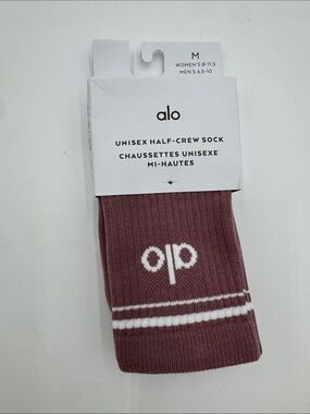 ALO Yoga Unisex Half-Crew Socks in Mauve with White Stripes